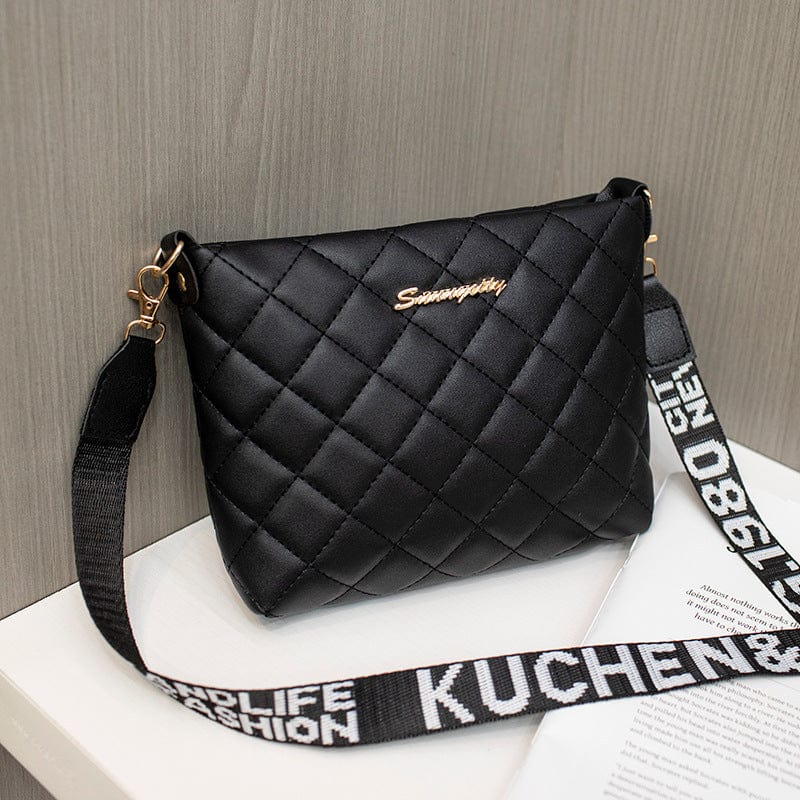 EmiSmile chic bags Black Trendy Quilted Crossbody Purse – Elegant Style in a Compact Design