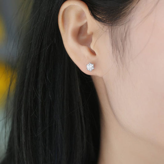 EmiSmile details matter A pair of earrings Classic Six-Prong Moissanite Silver Earrings  | Luxury Diamond Stud Earrings for Timeless Elegance ✨