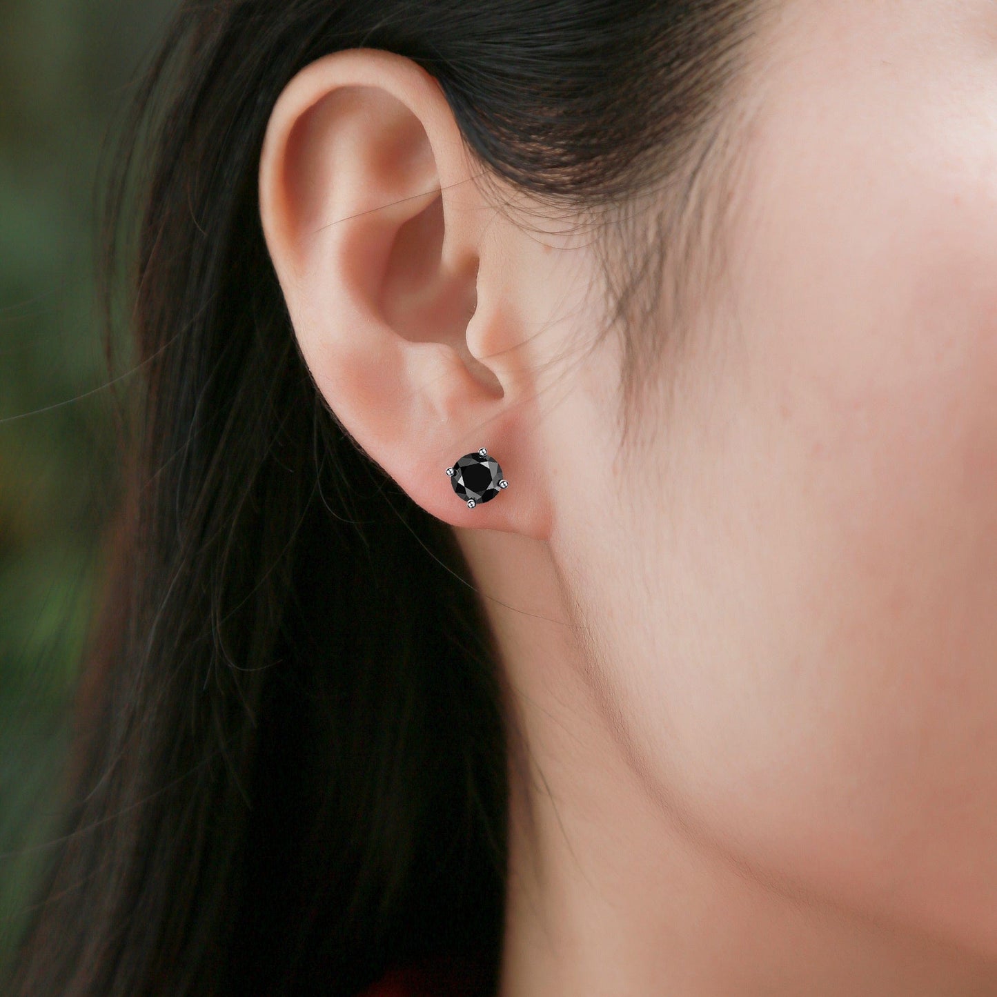 EmiSmile details matter A pair of earrings Pure Love Moissanite Diamond Silver Stud Earrings ❤️