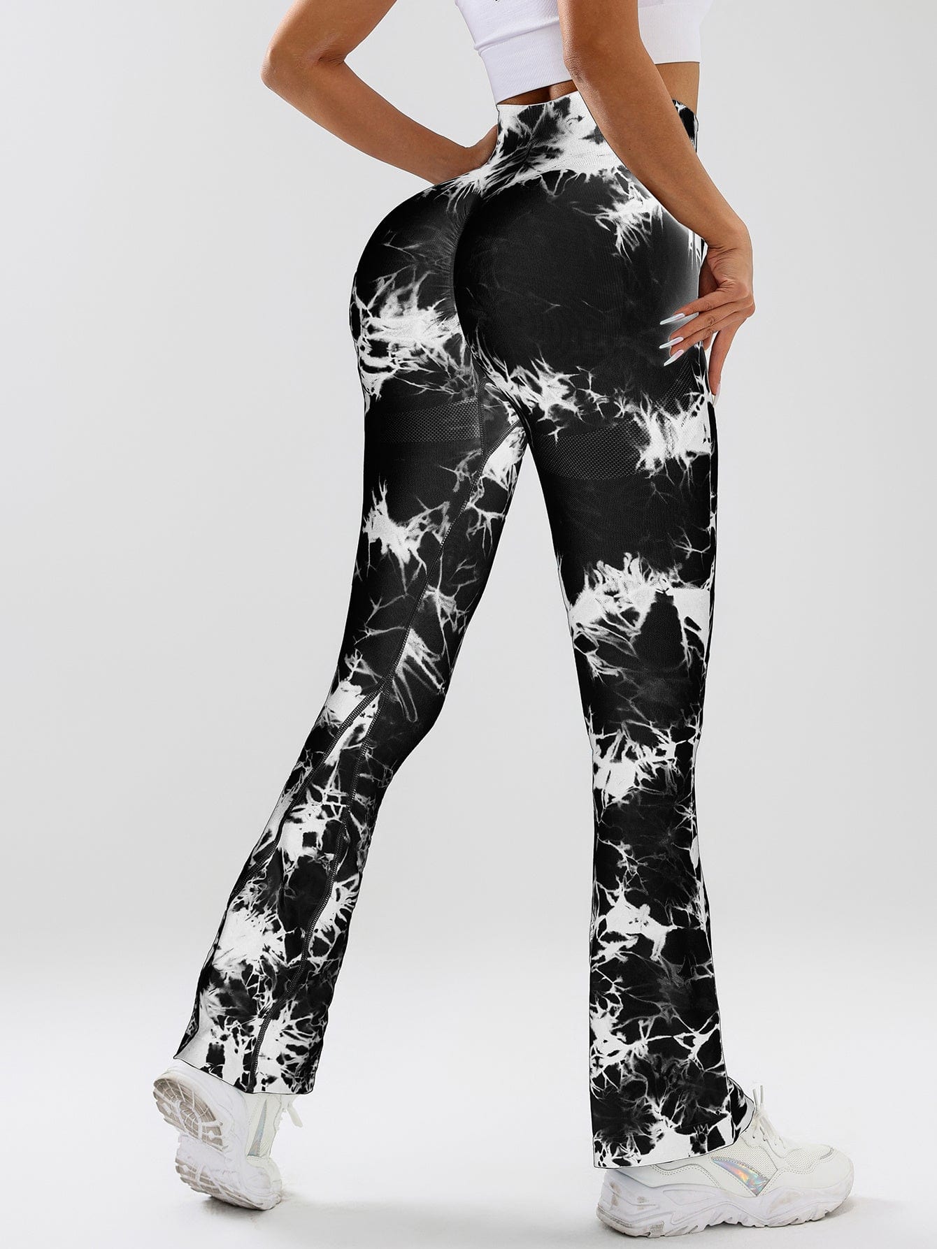 EmiSmile tracksuit 🌈 Tie-Dye High-Waist Flare Yoga Pants – Stylish, Slimming & Made to Move