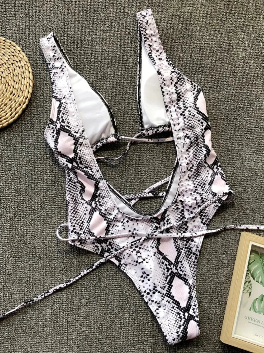 Trendsi 𝑺𝑾𝑰𝑴𝑾𝑬𝑨𝑹 Lace-Up Backless Plunge One-Piece Swimwear