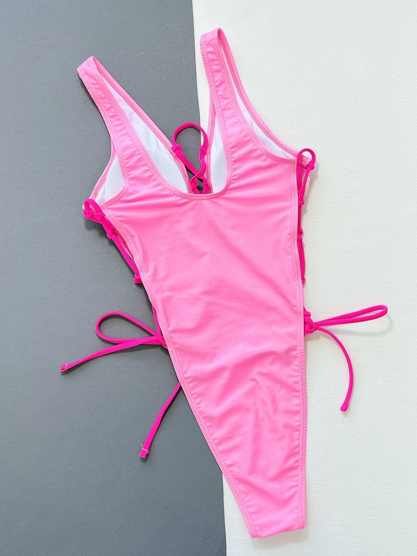 Trendsi 𝑺𝑾𝑰𝑴𝑾𝑬𝑨𝑹 Lace-Up Deep V Sleeveless One-Piece Swimsuit