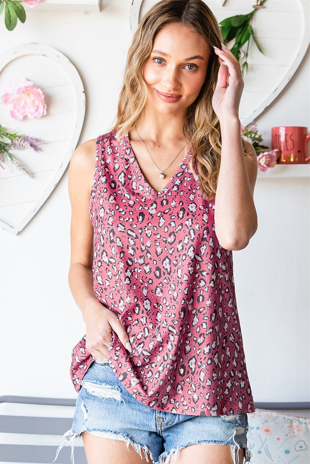 Trendsi Animal Print V-Neck Tank