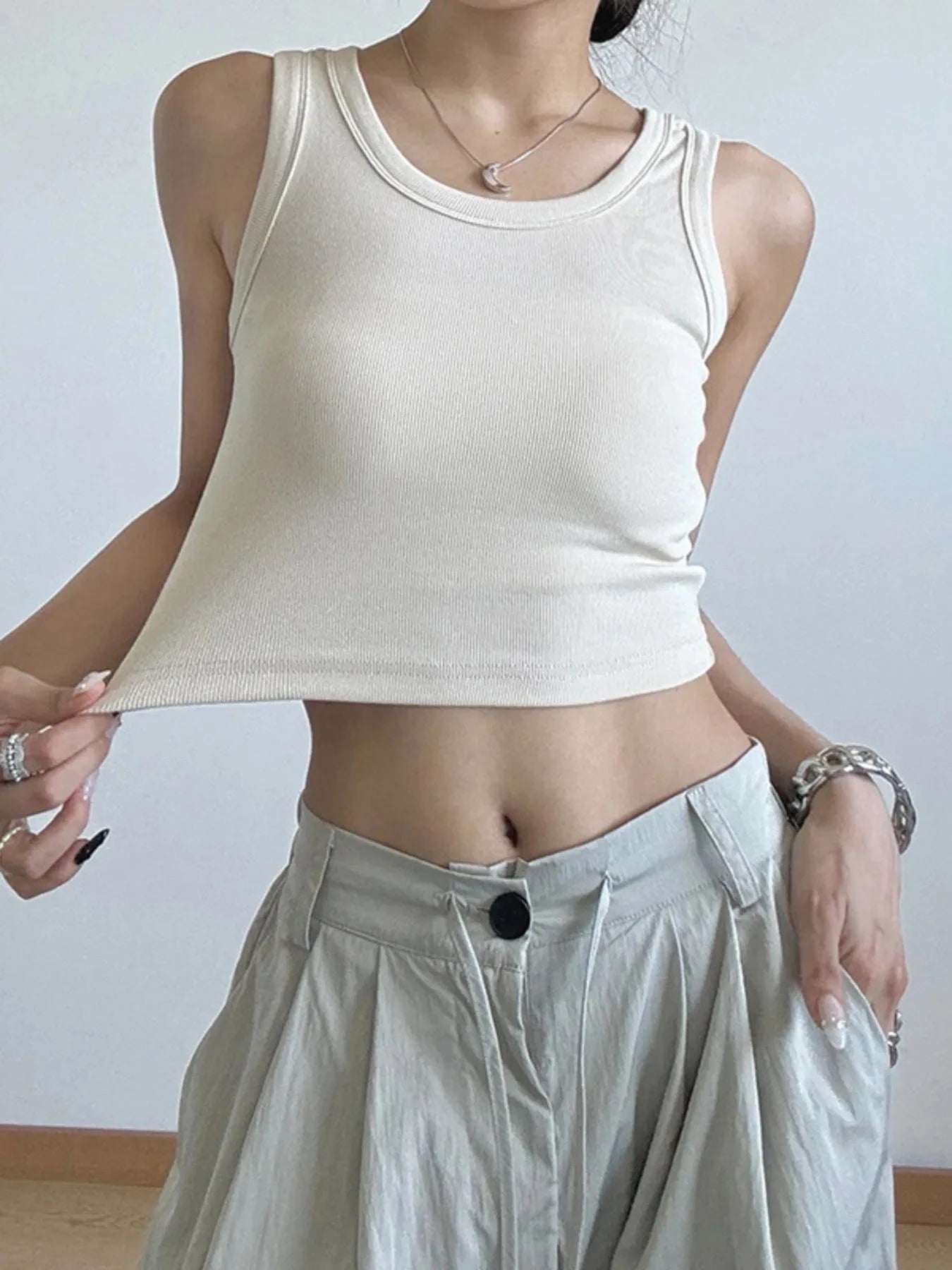 Trendsi Beige / S Ribbed Crop Tank Top