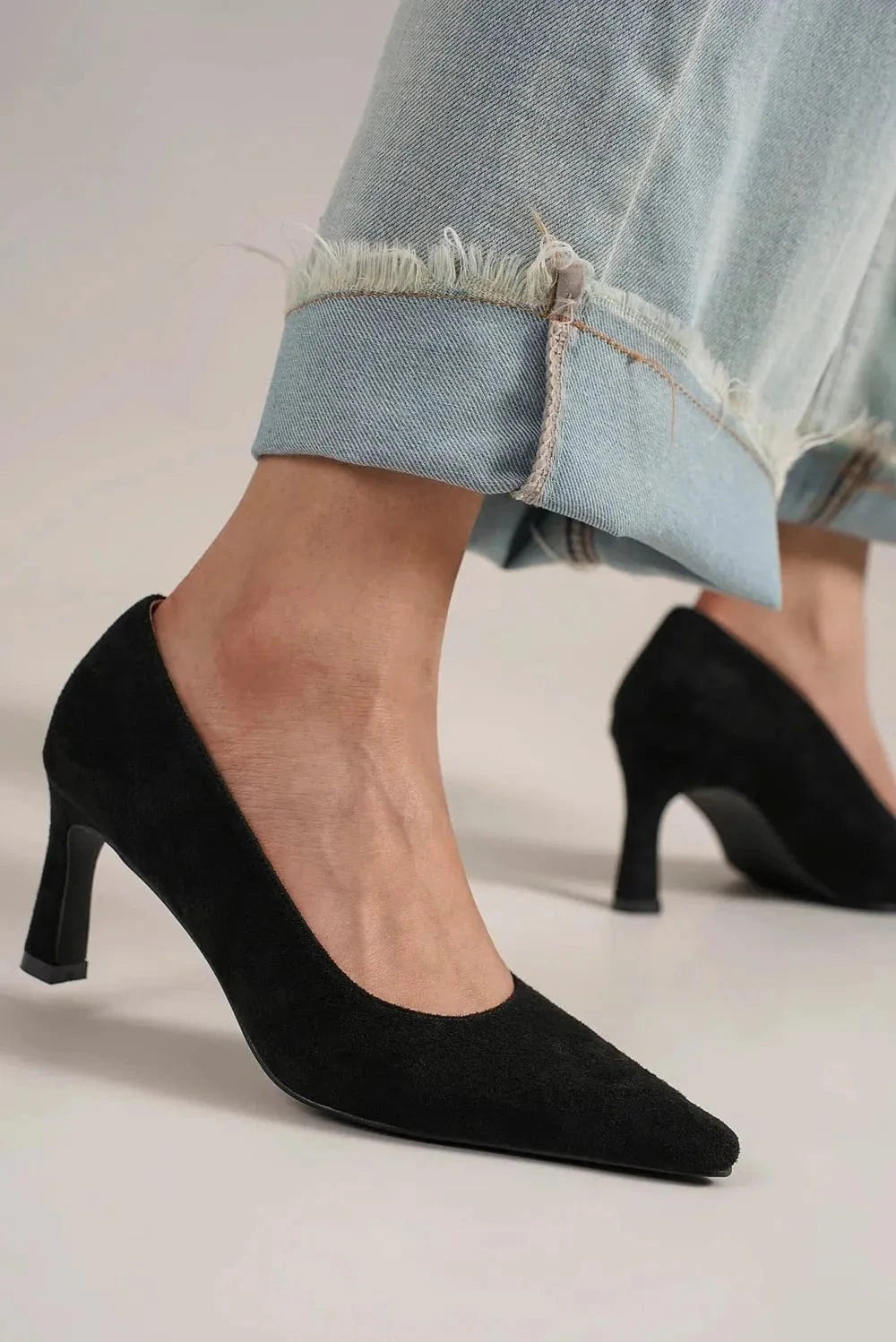 Trendsi Black / 6 Beast Fashion Faux Suede Point Toe Pumps
