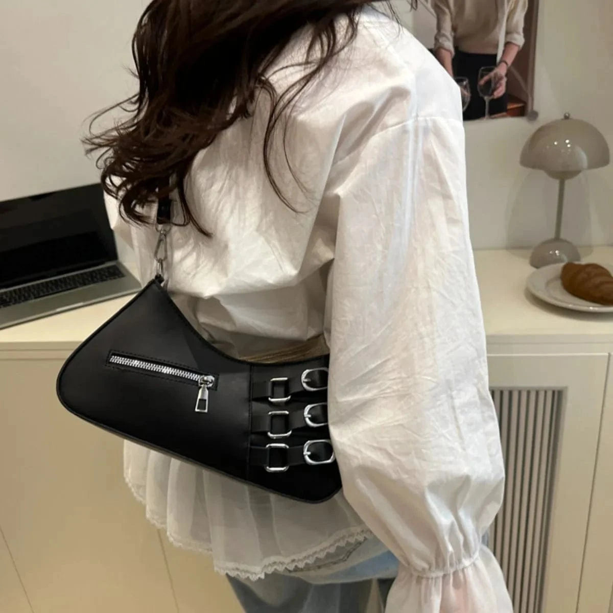 Trendsi Black / onesize Decor Buckle Shoulder Bag