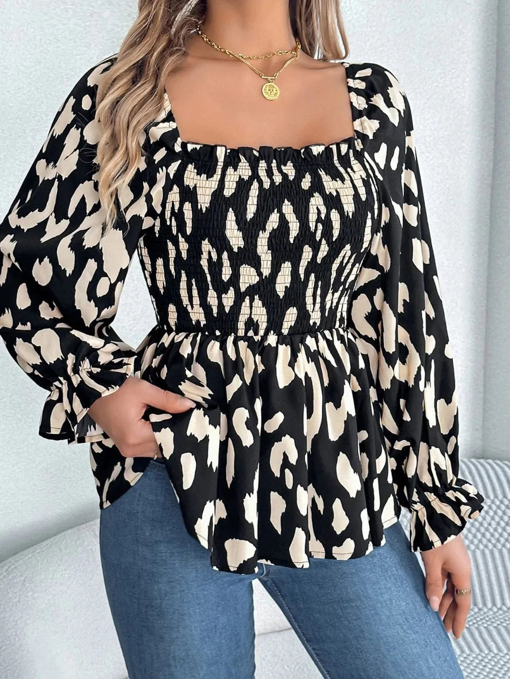 Trendsi Black / S Square Neck Flounce Sleeve Blouse