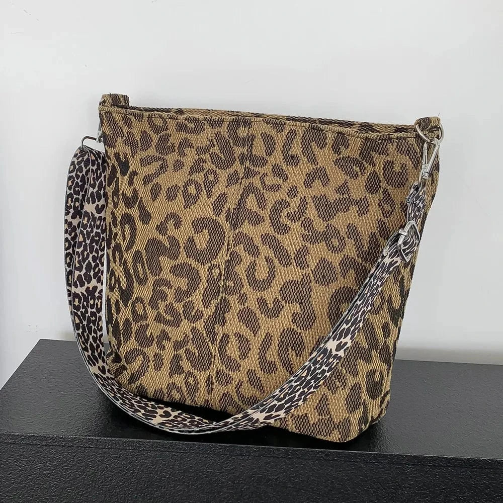 Trendsi Camel / One Size-Regular Adjustable Strap Medium Shoulder Bag