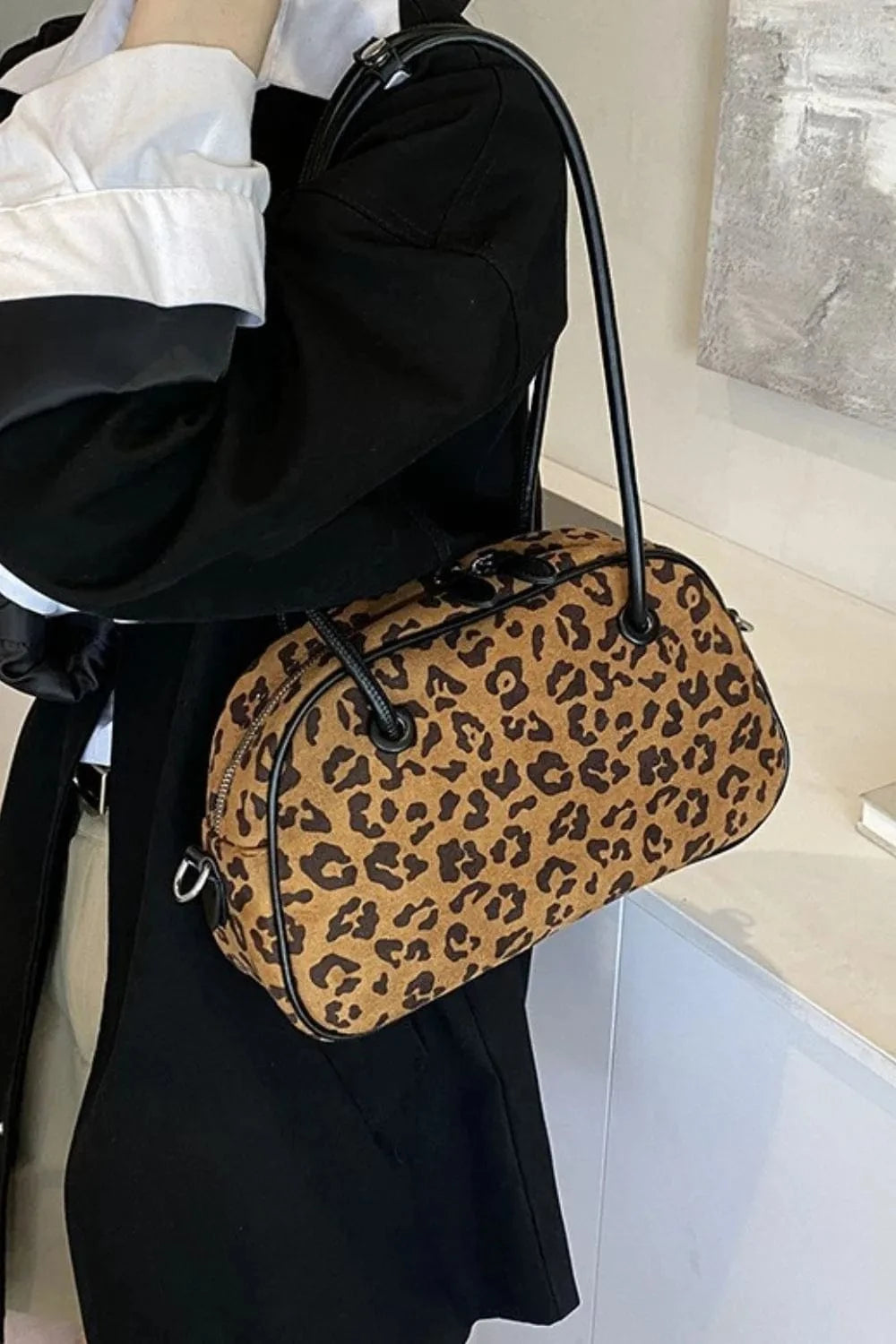 Trendsi Caramel / One Size Leopard Suede Medium Shoulder Bag