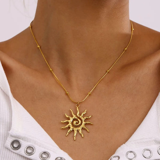 Trendsi Gold / One Size 18K Gold-Plated Sun Pendant Necklace