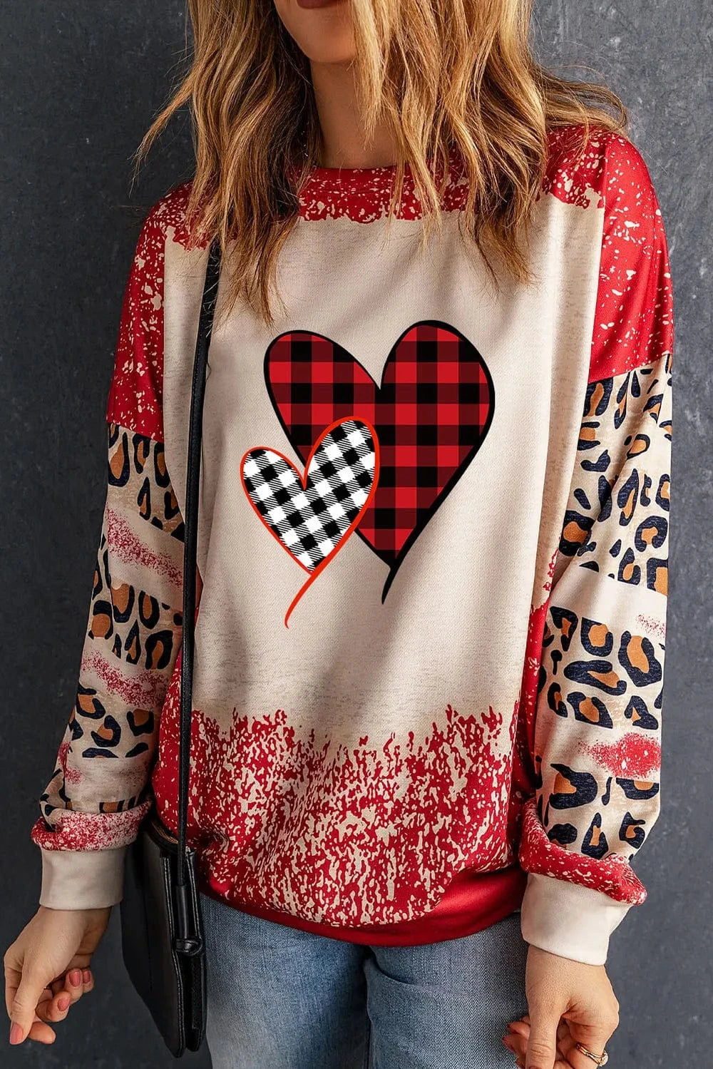 Trendsi Heart Leopard Round Neck Sweatshirt