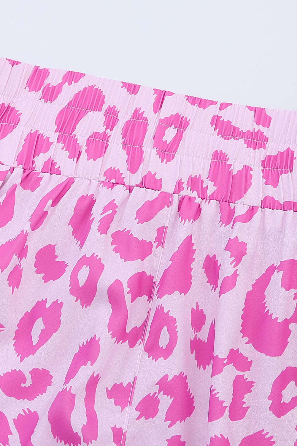 Trendsi Leopard Elastic Waist Shorts