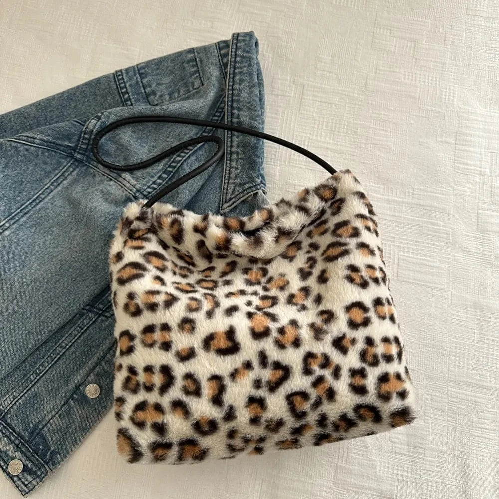 Trendsi Leopard Furry Shoulder Bag