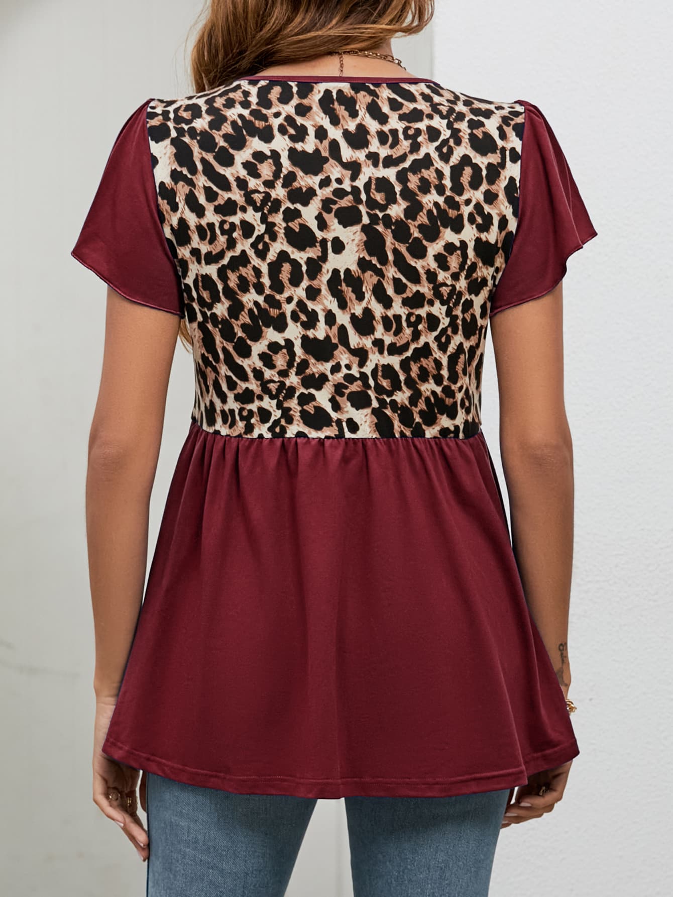 Trendsi Leopard Round Neck Flutter Sleeve Babydoll Blouse