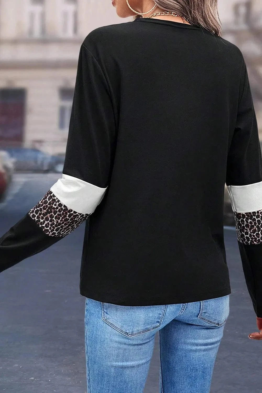 Trendsi Leopard Round Neck Long Sleeve Blouse