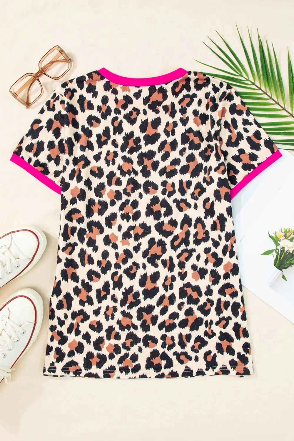 Trendsi Leopard Round Neck Short Sleeve T-Shirt