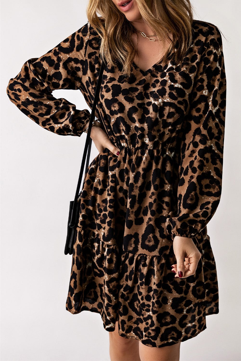 Trendsi Leopard V-Neck Balloon Sleeve Tiered Dress