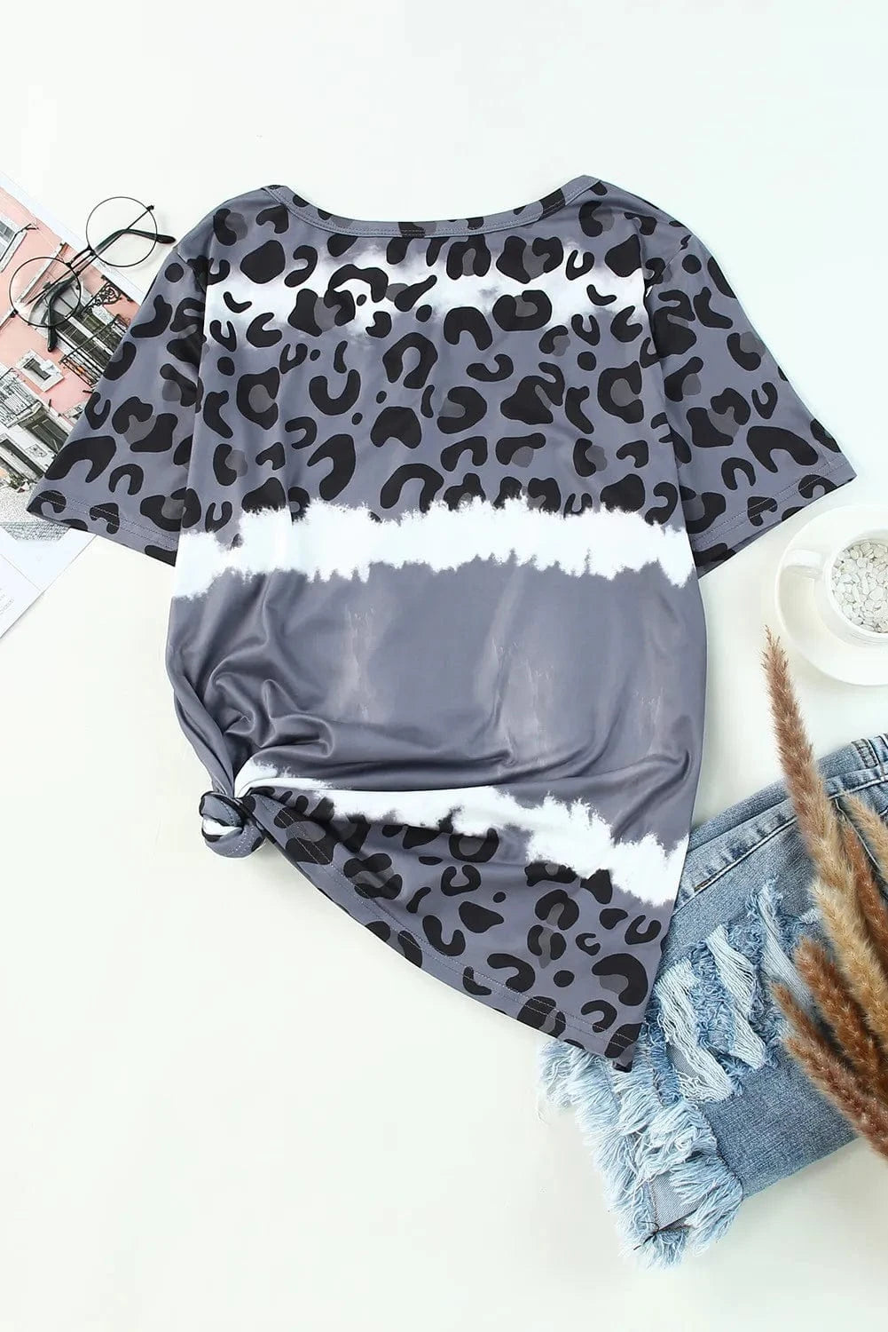 Trendsi Leopard V-Neck Short Sleeve T-Shirt