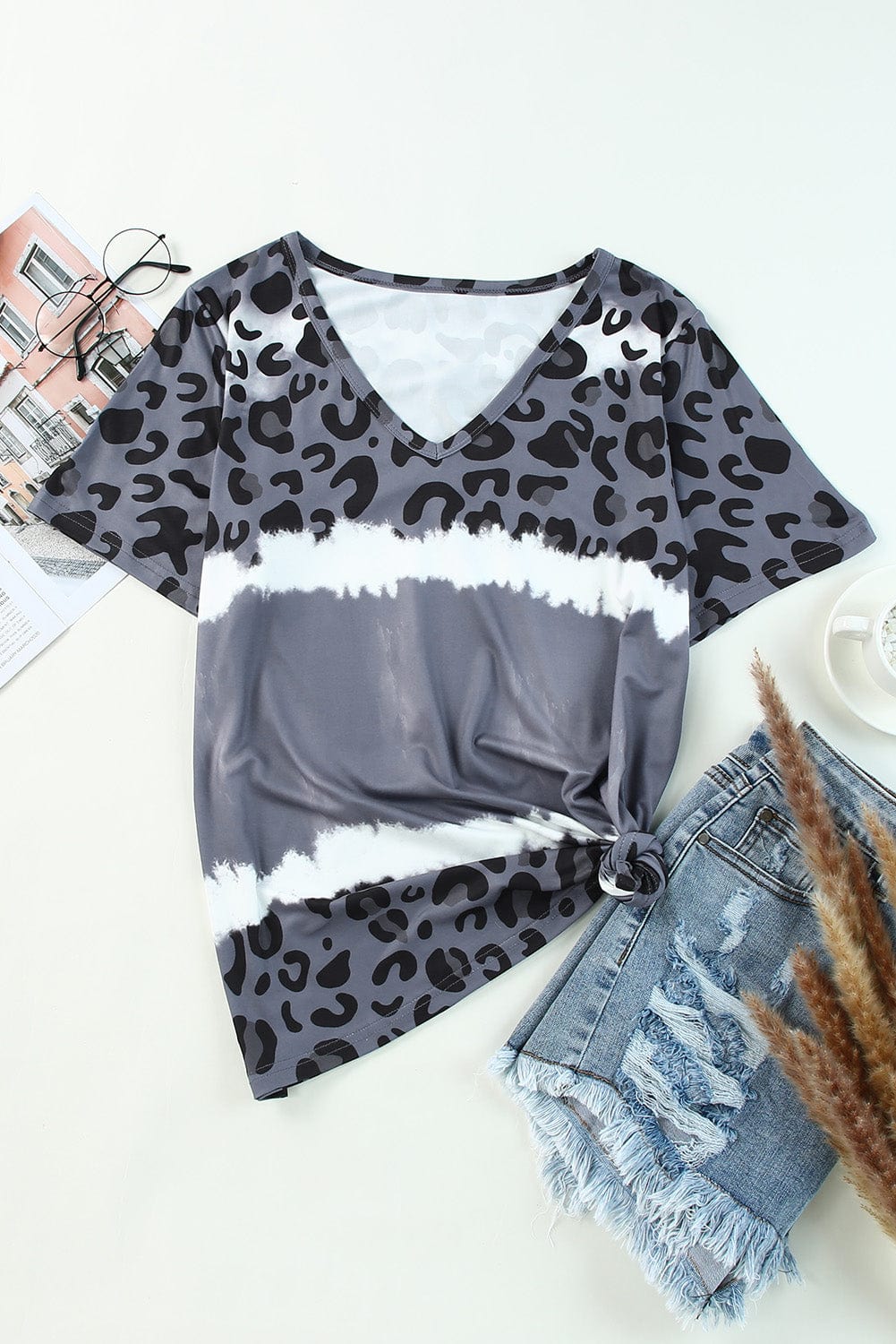 Trendsi Leopard V-Neck Tee Shirt