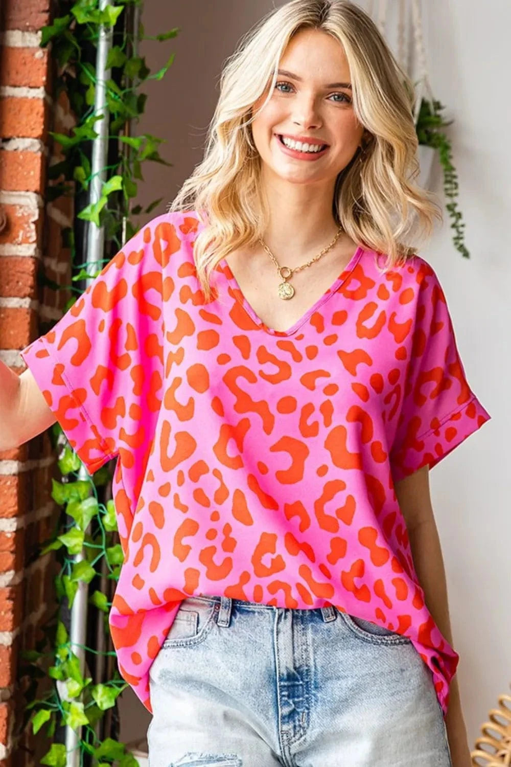 Trendsi PINK / S First Love Leopard V-Neck Short Sleeve Woven Top