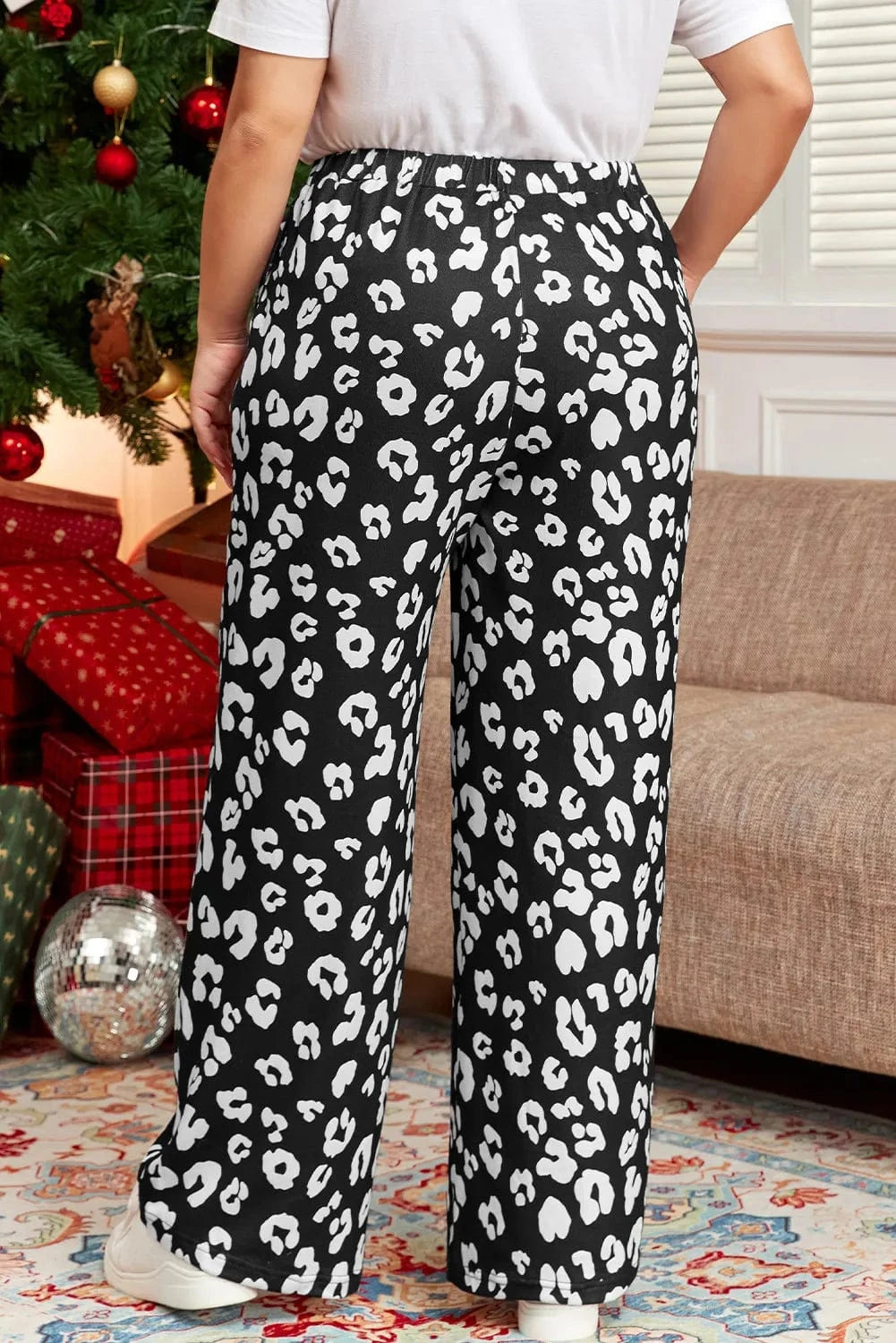 Trendsi Plus Size Leopard Elastic Waist Pants