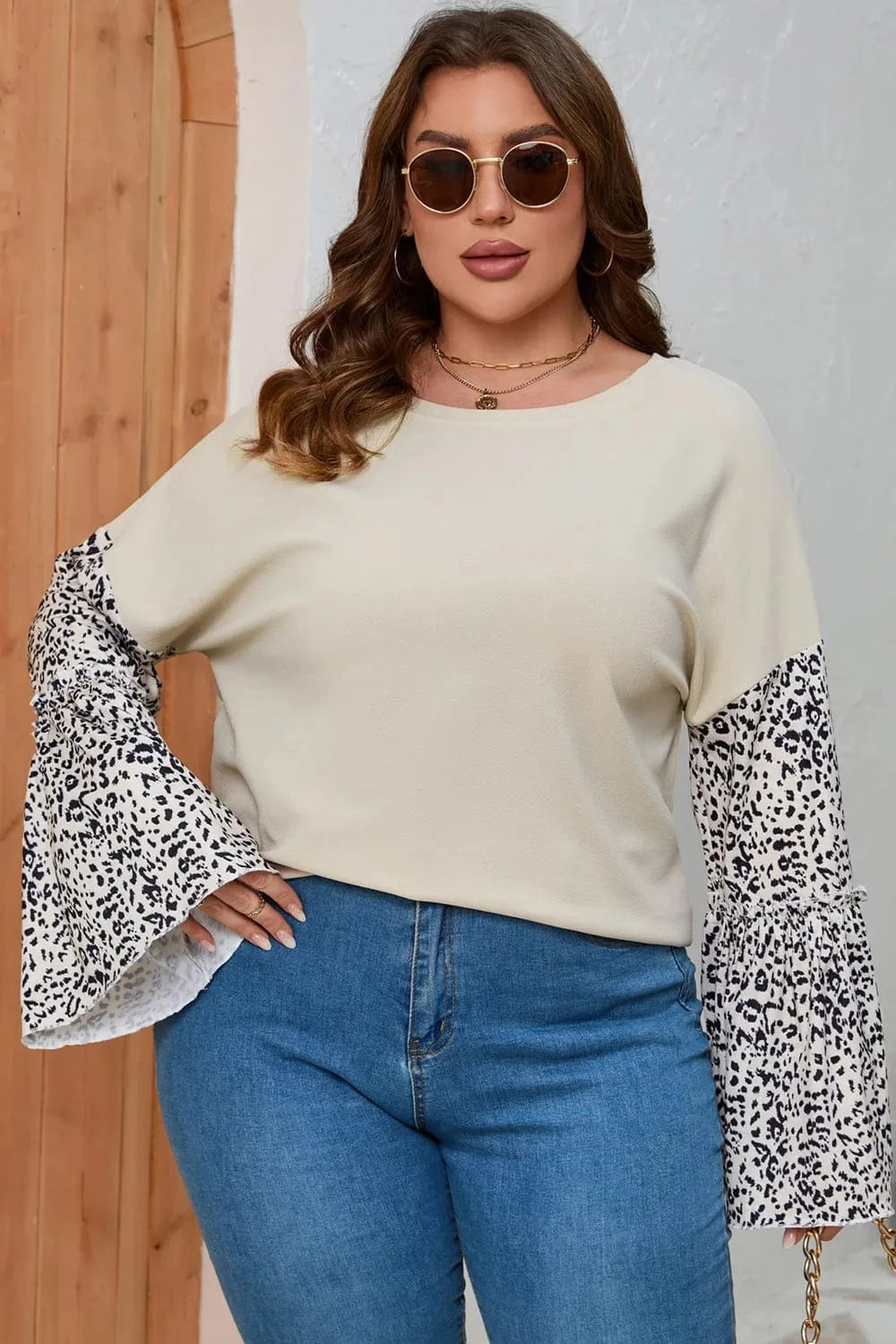 Trendsi Plus Size Leopard Round Neck Long Sleeve Top