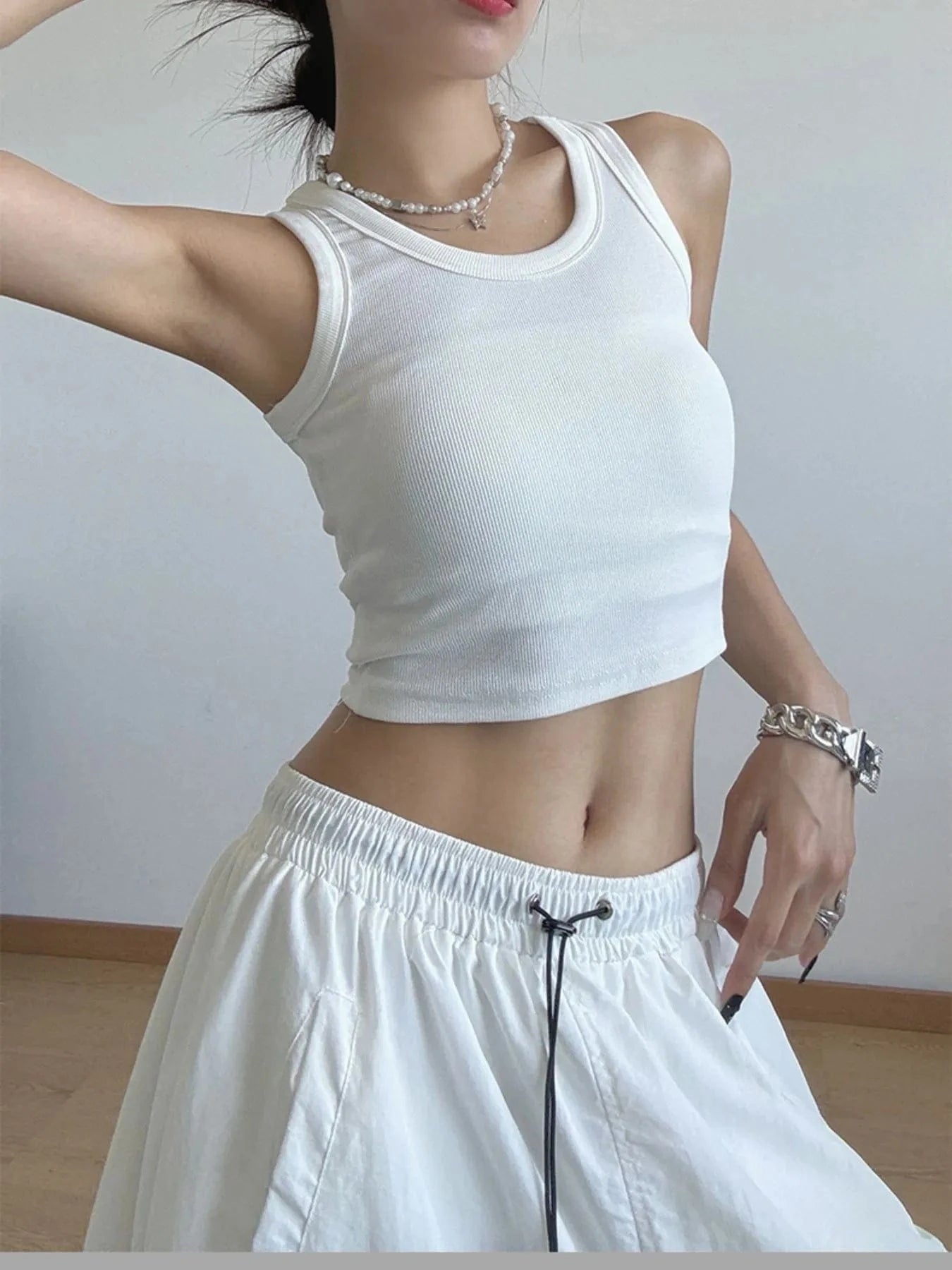 Trendsi Ribbed Crop Tank Top