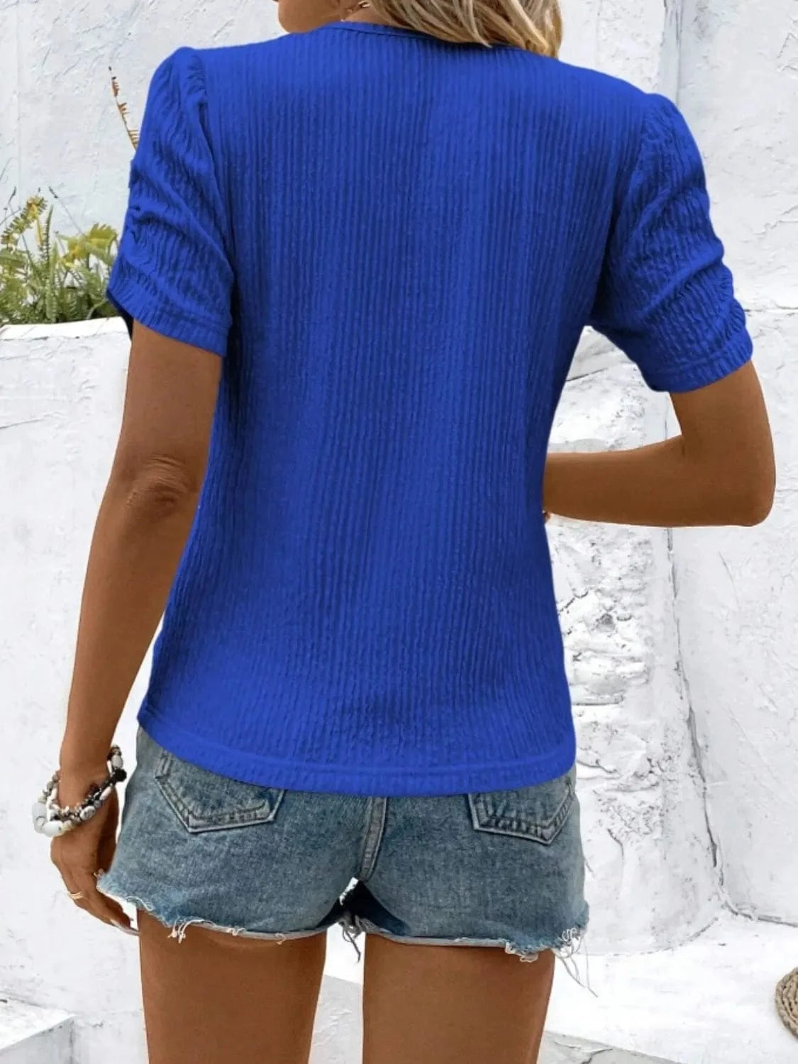 Trendsi Ruched Round Neck Short Sleeve Top