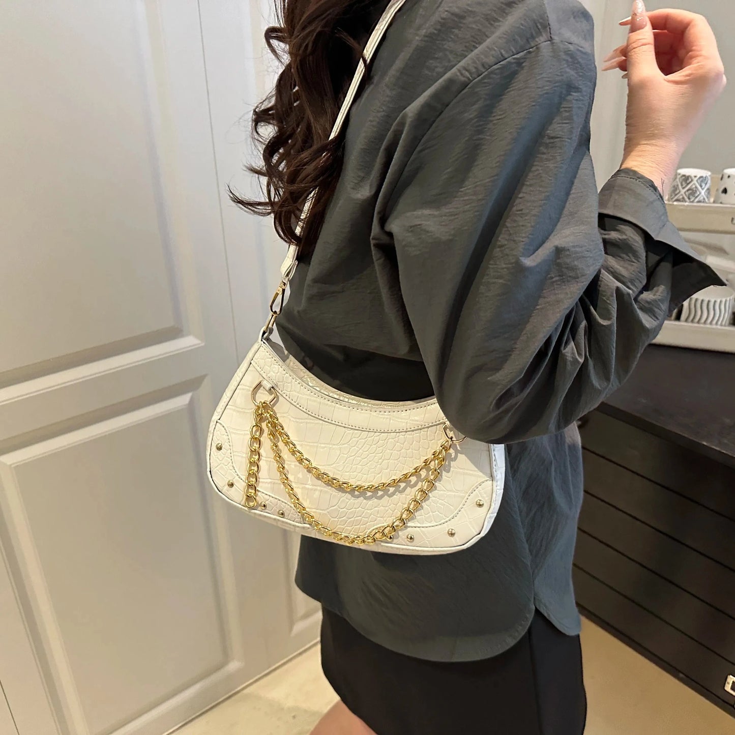 Trendsi White / onesize Chain-Embellished Shoulder Bag