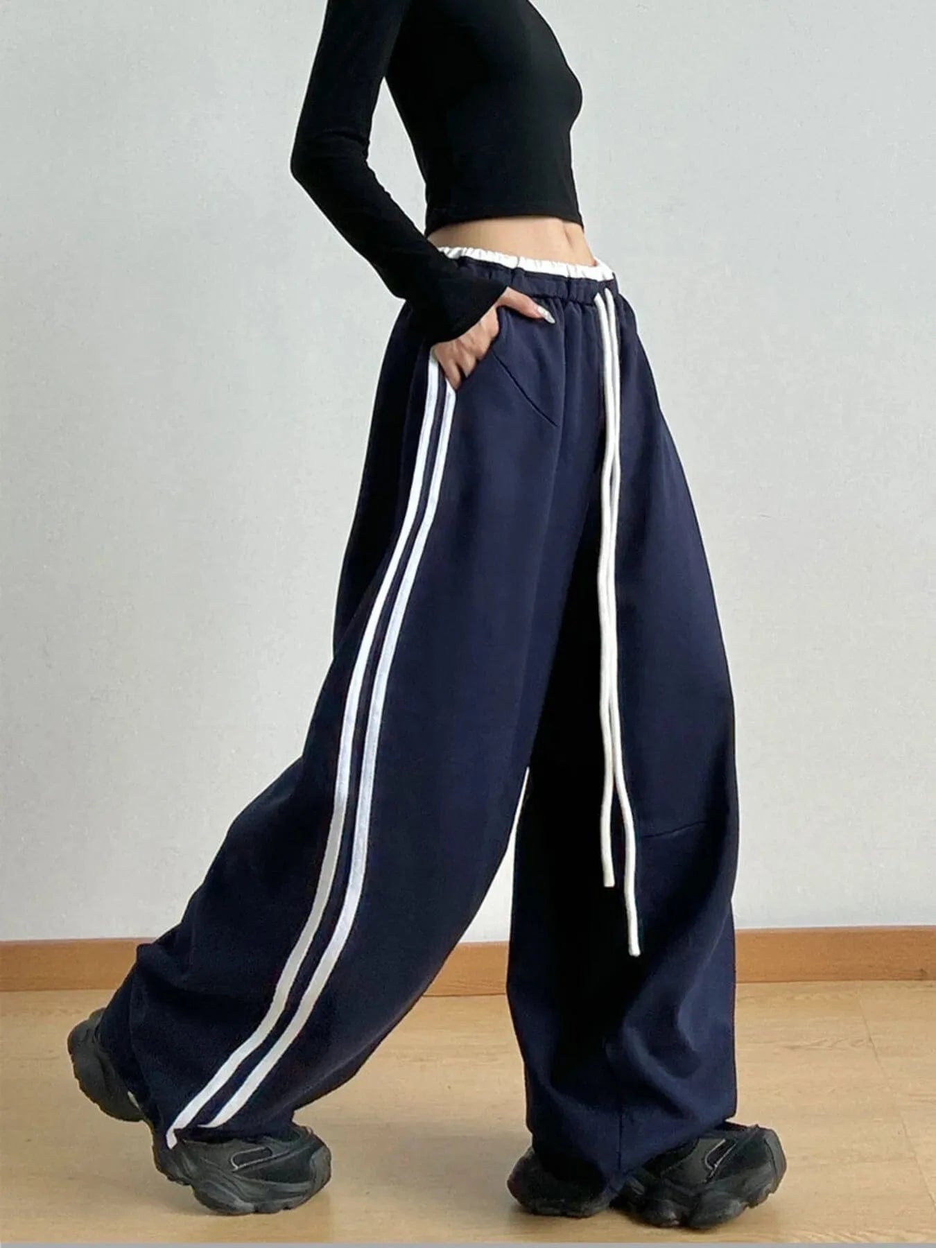 Trendsi Wide Leg Drawstring Pants